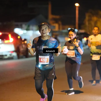 Runner Photo 4350484