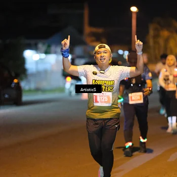 Runner Photo 4350486