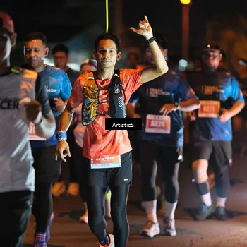 Runner Photo 4350508