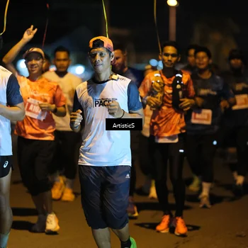 Runner Photo 4350522