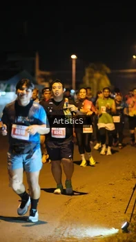 Runner Photo 4350537
