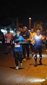 Runner Photo 4350544