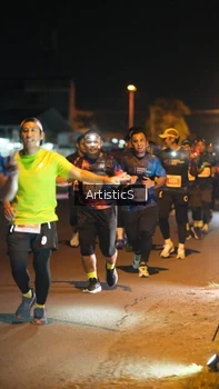 Runner Photo 4350546