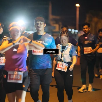 Runner Photo 4350571