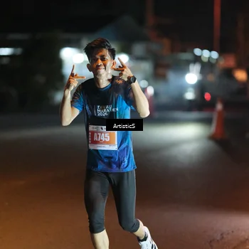 Runner Photo 4350578