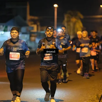 Runner Photo 4350583