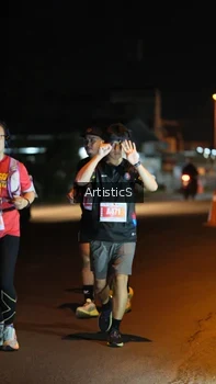 Runner Photo 4350592