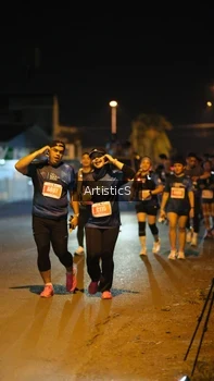 Runner Photo 4350602