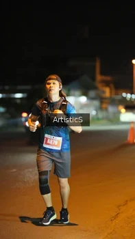 Runner Photo 4350611