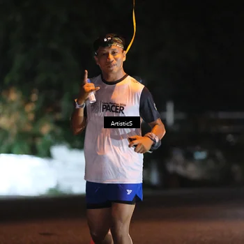 Runner Photo 4350623