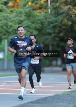 Runner Photo 43516