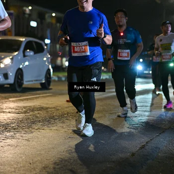 Runner Photo 4351763