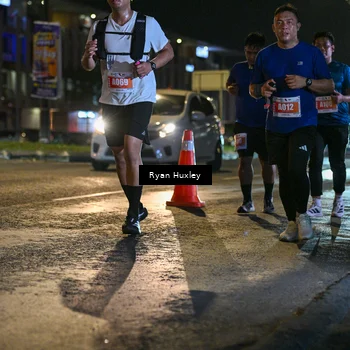 Runner Photo 4351771