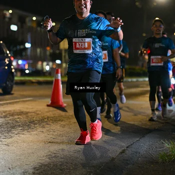 Runner Photo 4351779