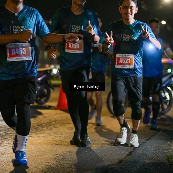 Runner Photo 4351795