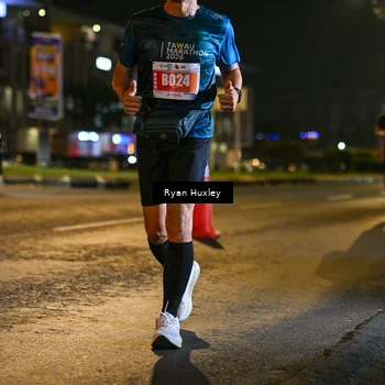 Runner Photo 4351878