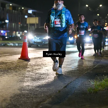 Runner Photo 4351929