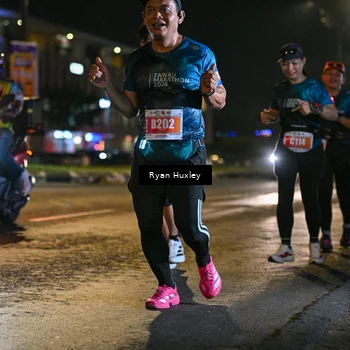 Runner Photo 4351941
