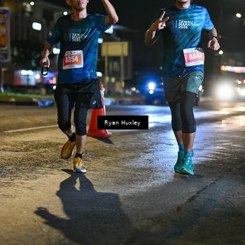 Runner Photo 4351971