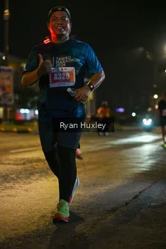Runner Photo 4352043