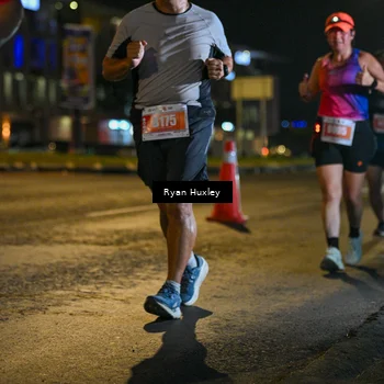 Runner Photo 4352210