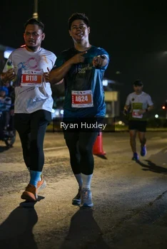 Runner Photo 4352377
