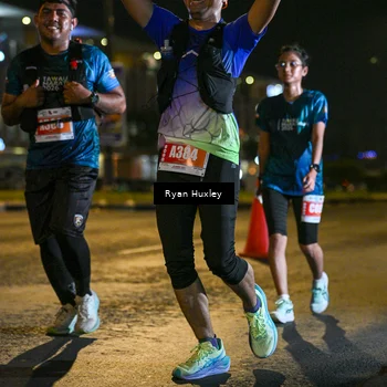 Runner Photo 4352482