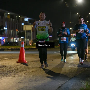 Runner Photo 4352584