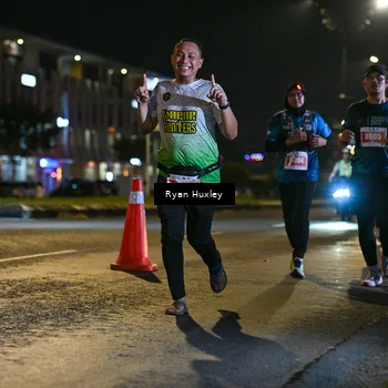 Runner Photo 4352590