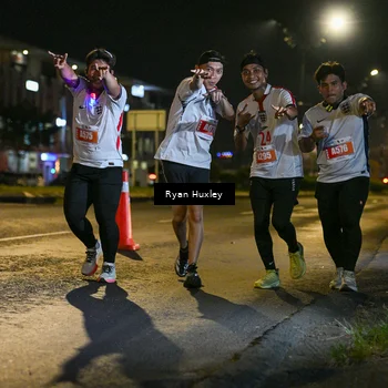 Runner Photo 4352651