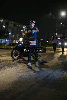 Runner Photo 4352677