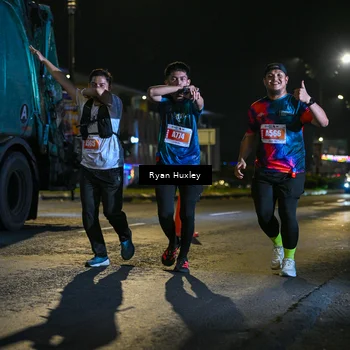 Runner Photo 4352685