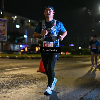Runner Photo 4352764