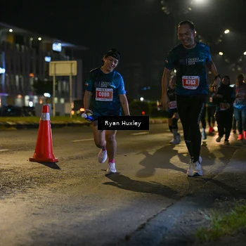 Runner Photo 4352777