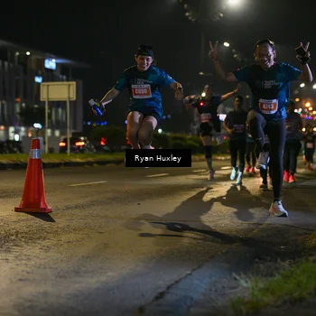 Runner Photo 4352843