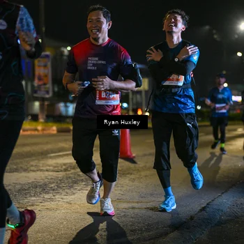 Runner Photo 4352879