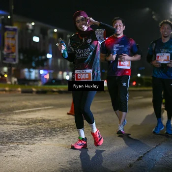 Runner Photo 4352905