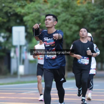 Runner Photo 43535