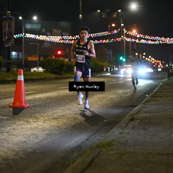 Runner Photo 4354936