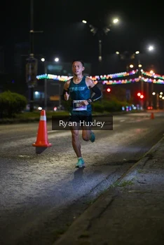 Runner Photo 4354966