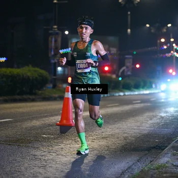 Runner Photo 4355002