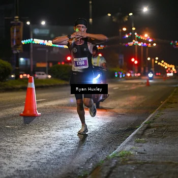 Runner Photo 4355046
