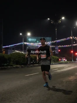Runner Photo 4357333