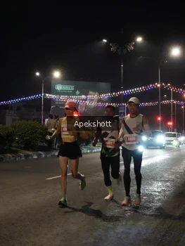 Runner Photo 4357338