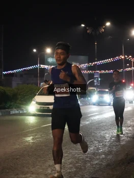 Runner Photo 4357358