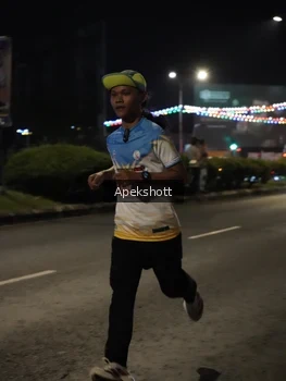 Runner Photo 4357359