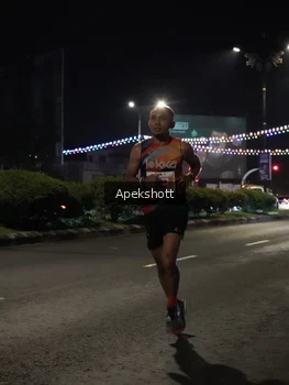 Runner Photo 4357369