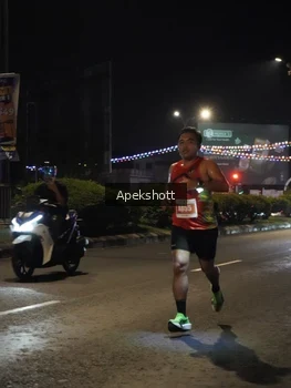 Runner Photo 4357419