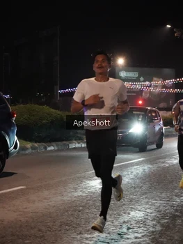 Runner Photo 4357425