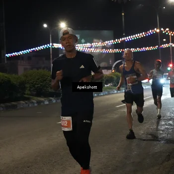 Runner Photo 4357464